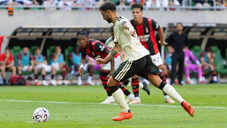 Milan-Manchester United, rissa sfiorata e rigore contestato in amichevole