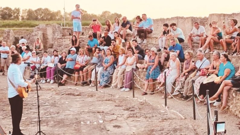 Museo di Capo Colonna, se la visita guidata è musicale