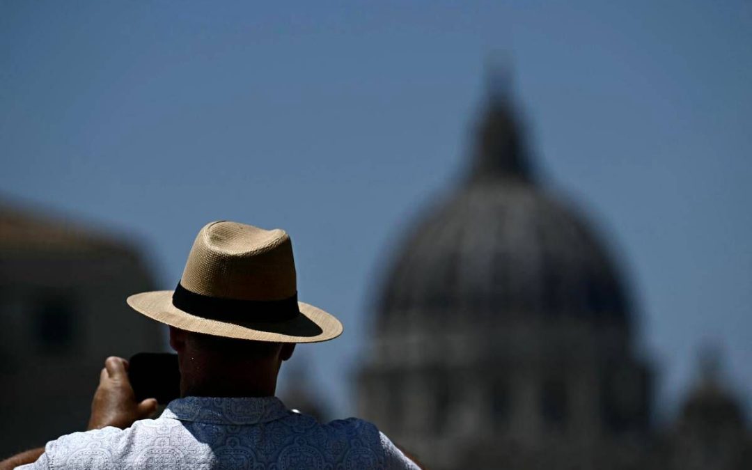 Meteo, domenica temporali su Alpi e Appennini. A Ferragosto caldo fino a 39°C