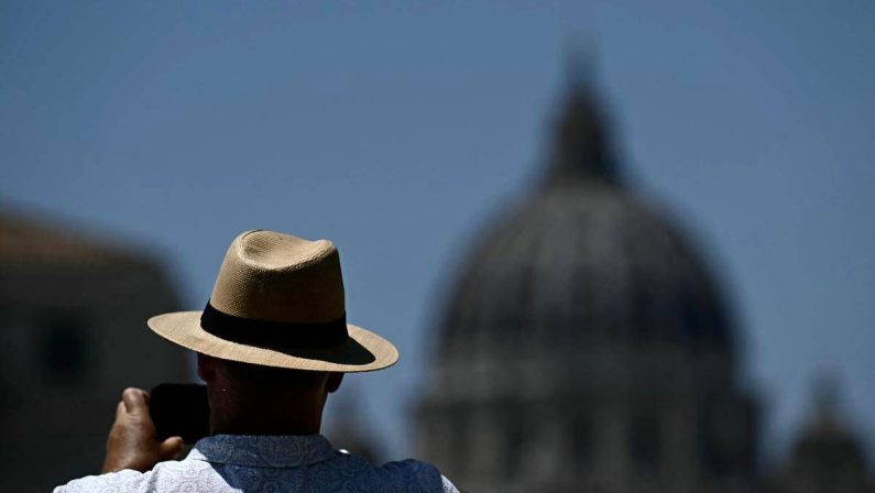 Meteo, domenica temporali su Alpi e Appennini. A Ferragosto caldo fino a 39°C