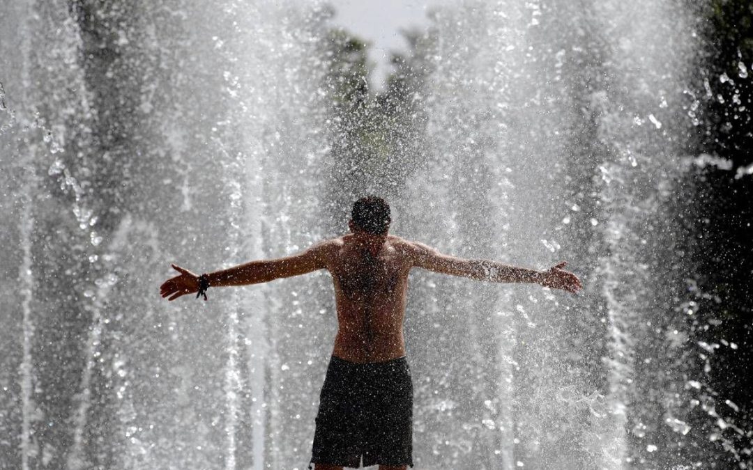Caldo record, solo due bollini rossi a Ferragosto: poi temporali e temperature in calo