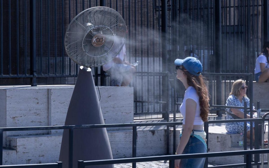 Tra quinta ondata di caldo estremo e maltempo, il meteo spacca in due l’Italia: le previsioni