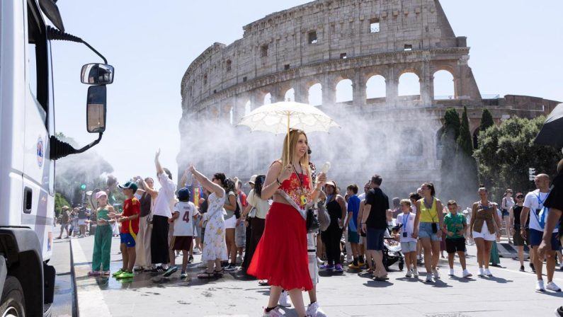 Caldo estremo, ecco la nuova ondata: oggi due città in allerta rossa, domani saranno 9