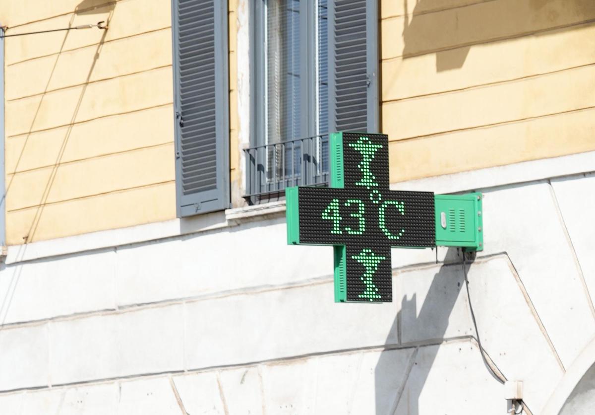 https://www.quotidianodelsud.it/wp-content/uploads/2026/08/caldo-termometro-fg-1.jpeg