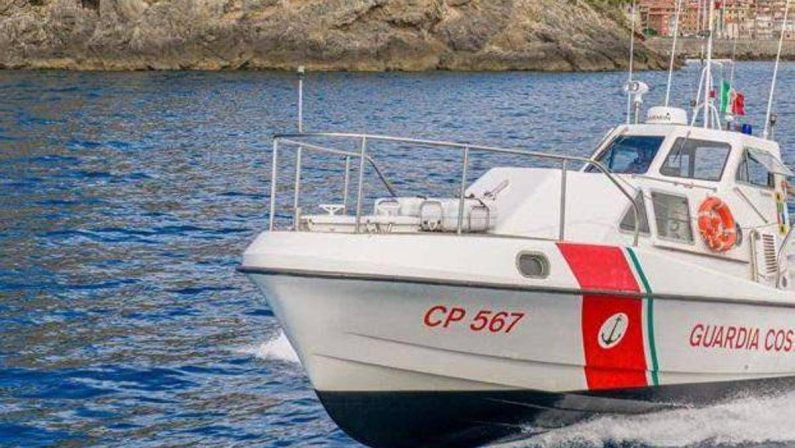 Lampedusa, sub falciato da gommone: muore 29enne
