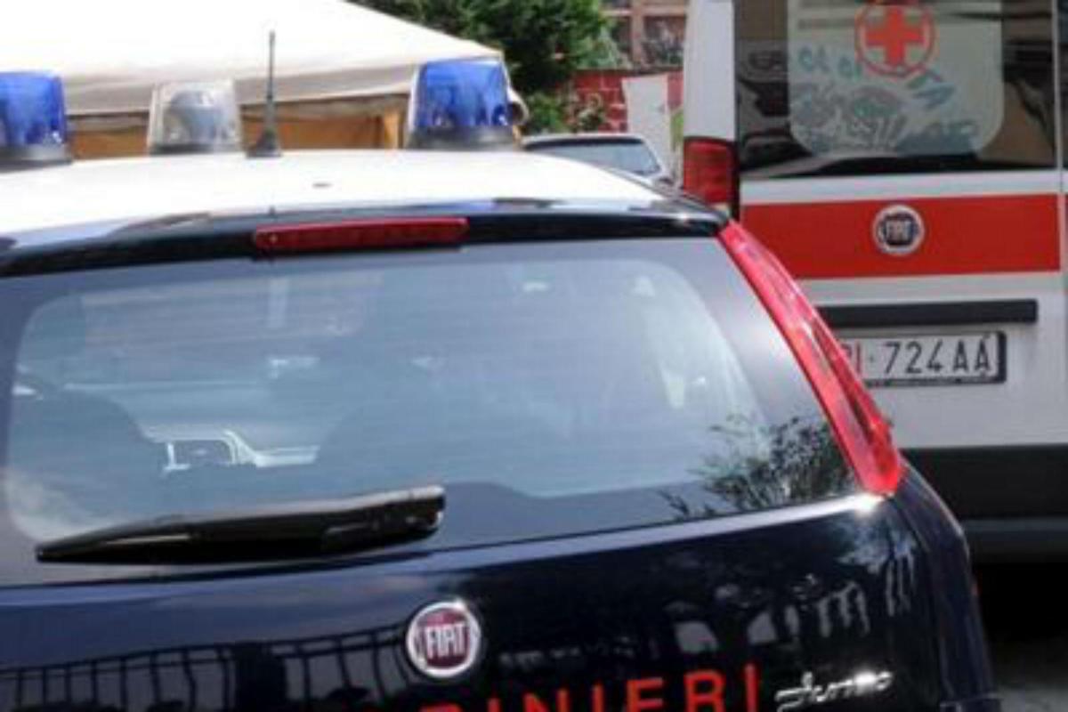 https://www.quotidianodelsud.it/wp-content/uploads/2026/08/carabinieri-ambulanza-fg.jpeg