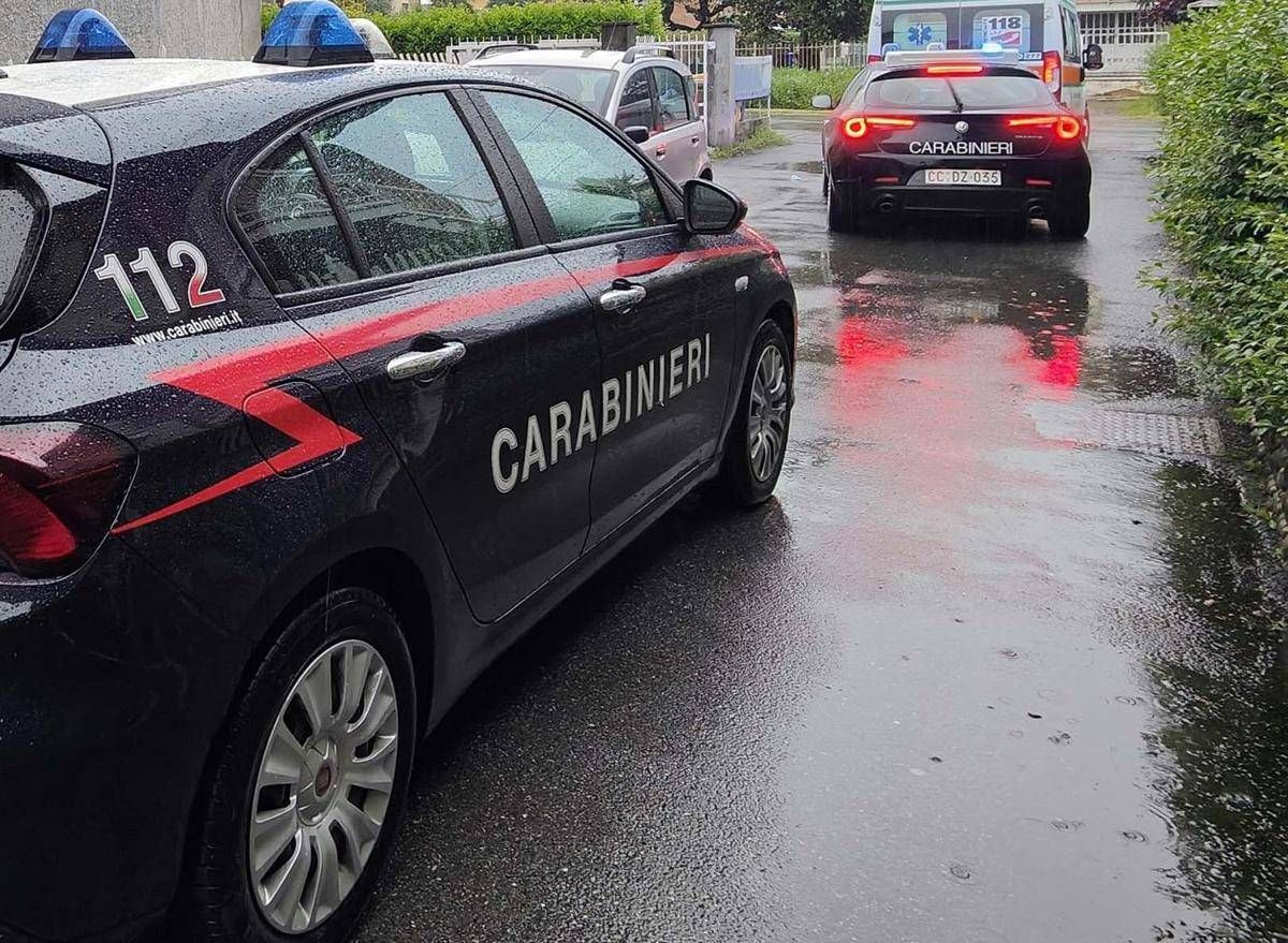 https://www.quotidianodelsud.it/wp-content/uploads/2026/08/carabinieri-ambulanza5-fg-ipa-2.jpeg