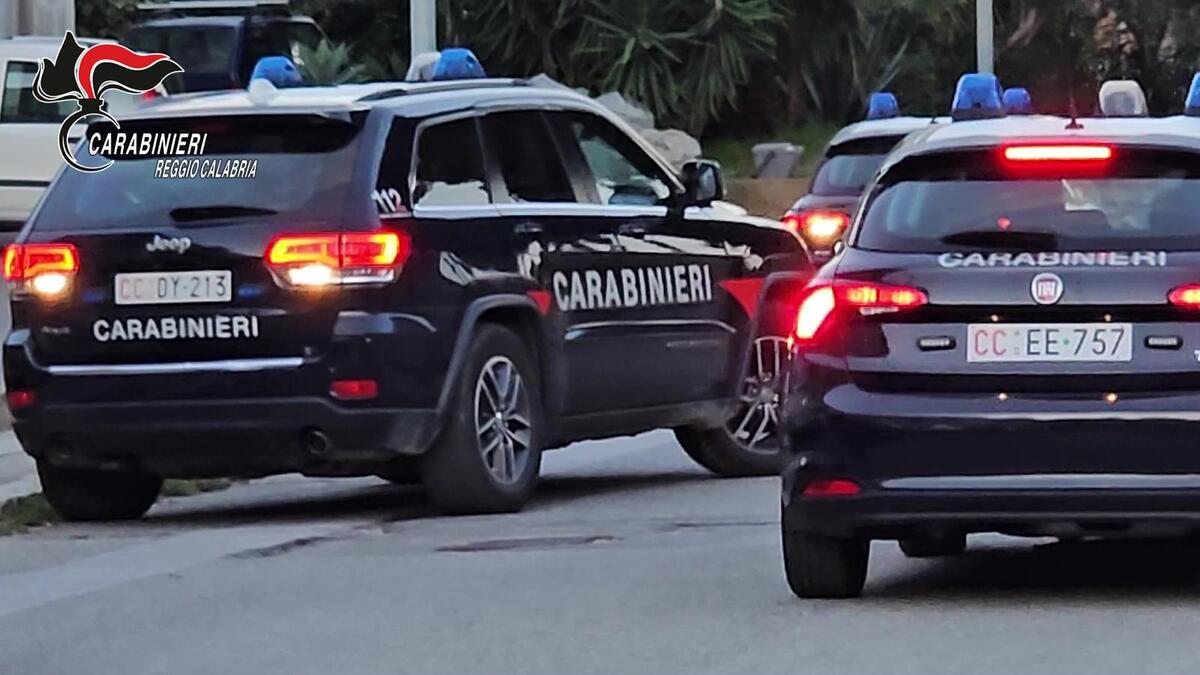 https://www.quotidianodelsud.it/wp-content/uploads/2026/08/carabinieri-reggio-calabria.jpg