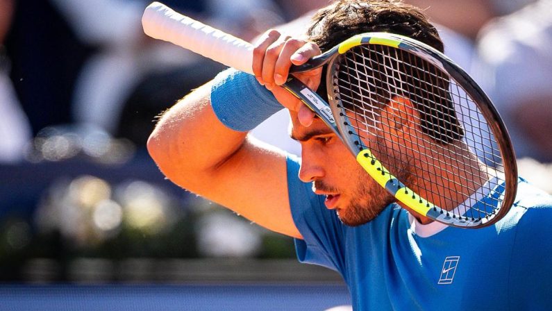 Alcaraz, accoglienza da brividi agli Us Open: Carlos si emoziona al ritorno in campo