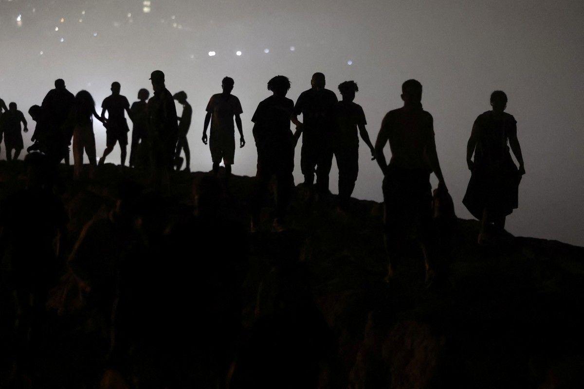 https://www.quotidianodelsud.it/wp-content/uploads/2026/08/ceuta-migranti-penombra-afp.jpeg