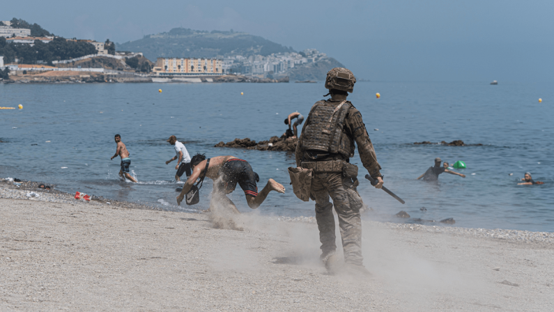 “Ceuta è stata un’invasione”, all’Europarlamento si accende lo scontro sui migranti