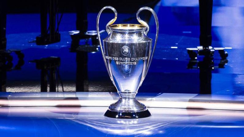 Champions, oggi il sorteggio: le avversarie di Inter, Napoli, Roma e Como – Diretta