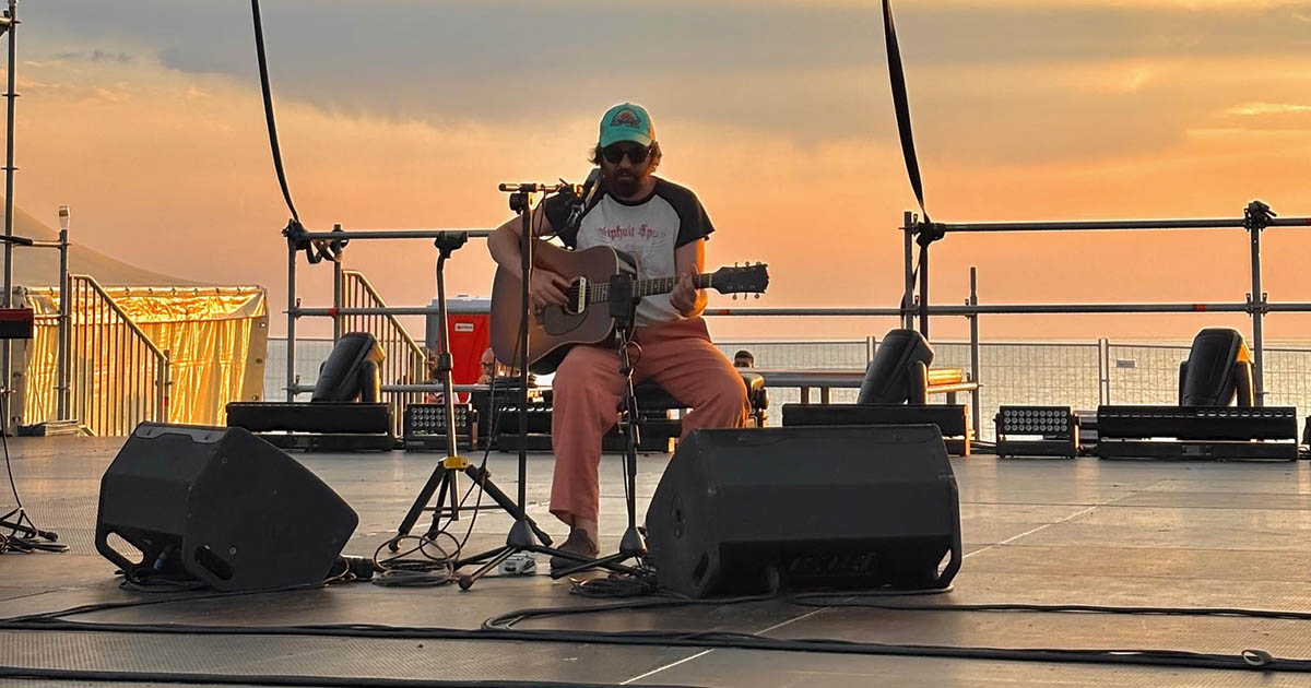 https://www.quotidianodelsud.it/wp-content/uploads/2026/08/color-fest.jpg