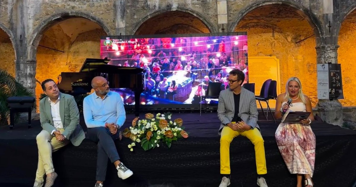 https://www.quotidianodelsud.it/wp-content/uploads/2026/08/conferenza-stampa-ph1-leoncavallo.jpg