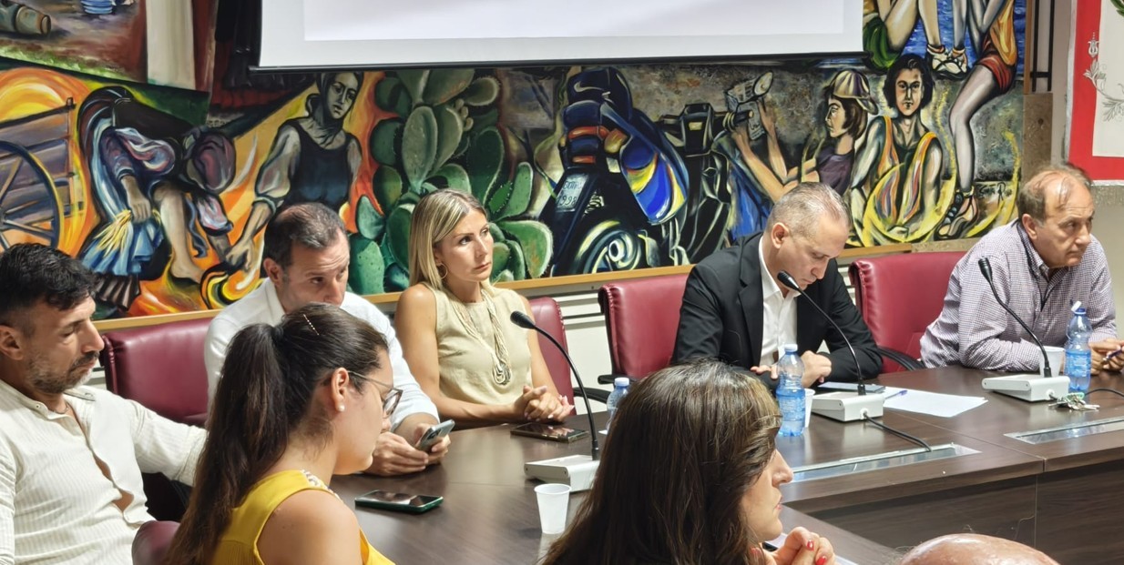 https://www.quotidianodelsud.it/wp-content/uploads/2026/08/consiglio-ospedale-battistini.jpg