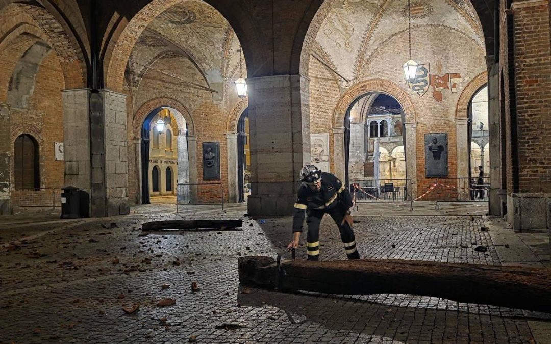 Tromba d’aria devasta Cremona: città tra sfollati, feriti e conta dei danni. Il sindaco: “Sgomenti”