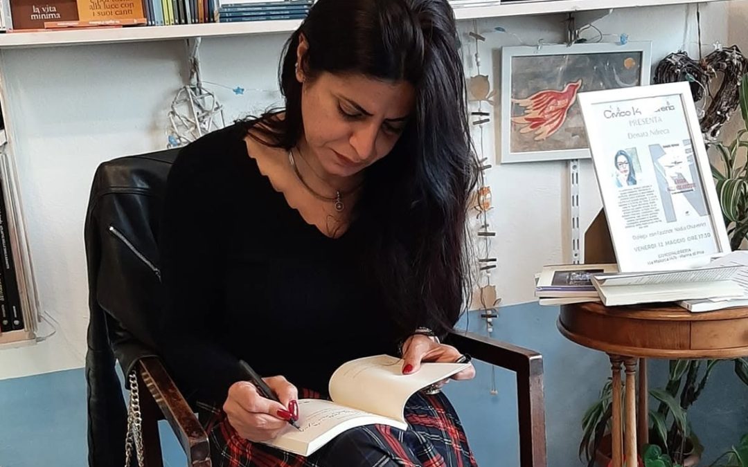La poetessa albanese Denata Ndreca