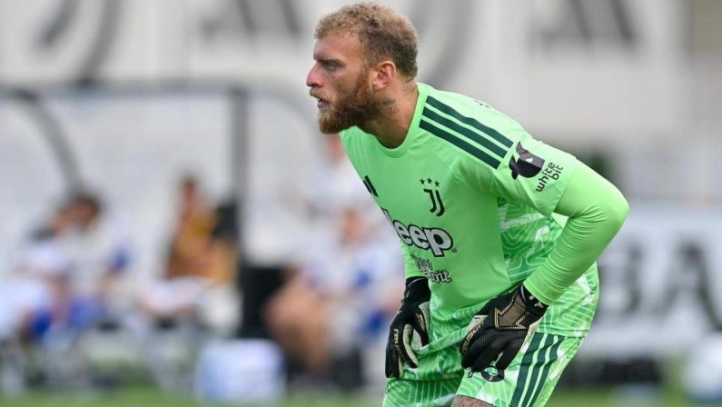 Juventus, Di Gregorio verso l’addio: due club su di lui