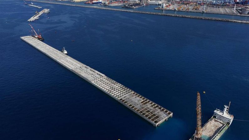 Webuild, Nuova diga foranea di Genova raggiunge 1,5 km di lunghezza