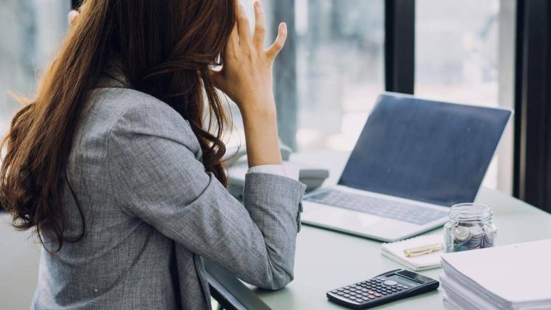Dalla sindrome da rientro al ‘work blues’: quando il riposo non basta più per recuperare