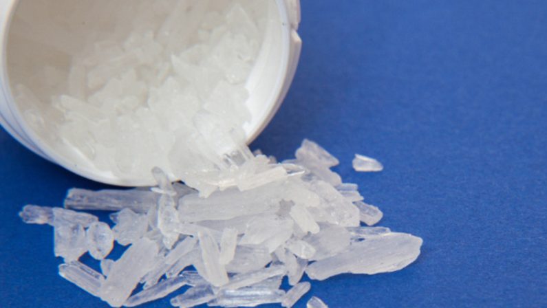 Cosenza, nuove droghe sul territorio: “Wax” e “Shaboo”, «a costi bassi»