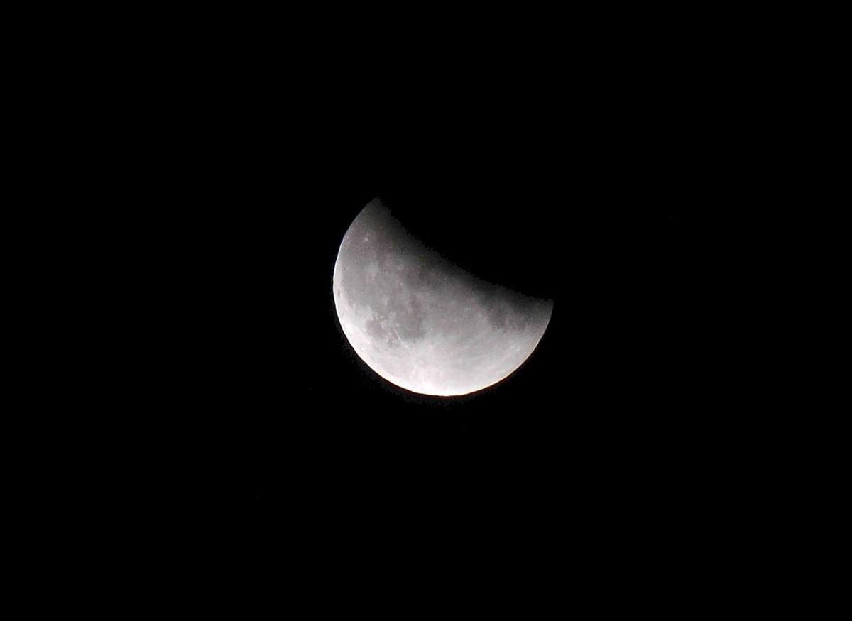 https://www.quotidianodelsud.it/wp-content/uploads/2026/08/eclissi-luna-ipa-fg.jpeg