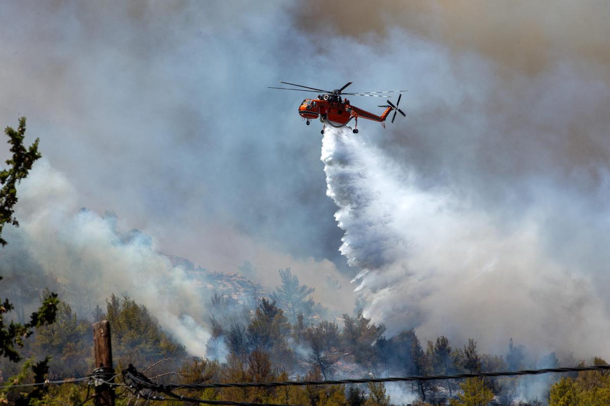 https://www.quotidianodelsud.it/wp-content/uploads/2026/08/elicottero-incendio-grecia-fg.jpeg