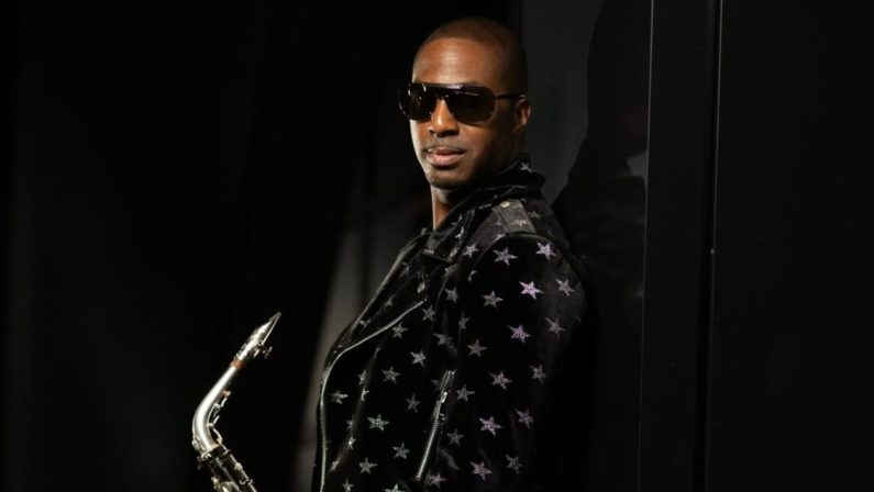 Eric Darius in concerto a Cetraro: «L’Italia è tra i Paesi che amo di più al mondo»