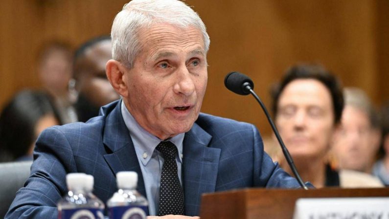 Covid, Senato Usa dichiara Fauci colpevole di oltraggio al Congresso