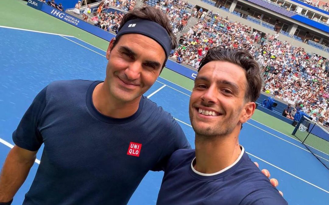 Musetti, allenamento show con Federer a New York: “Onorato di aver condiviso il campo con il re”