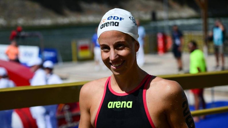 Europei nuoto, Taddeucci vince il bronzo nella 3 km knockout: è la sua terza medaglia a Parigi