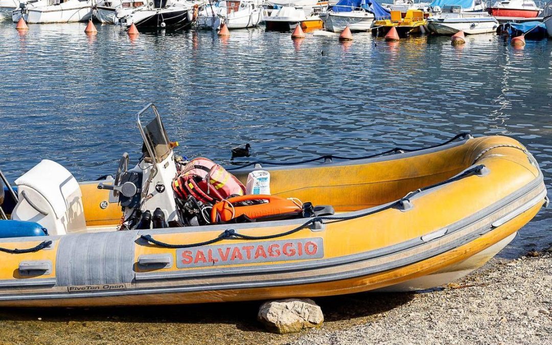 Si tuffa e non riemerge più, militare Usa morto nel lago di Barcis: prestava servizio alla base di Aviano