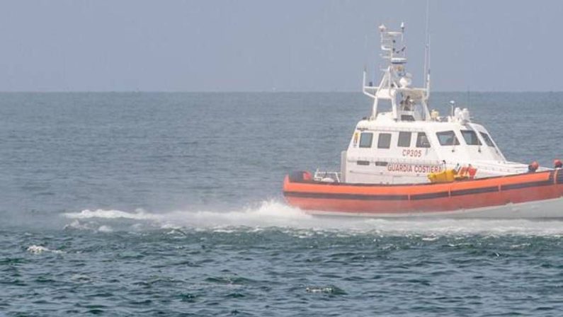 Sub ucciso da eliche gommone a Lampedusa, martedì l’autopsia. Indagate due persone