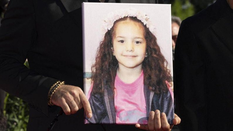 Uccisa con la famiglia a Gaza, Idf annuncia inchiesta sulla morte della piccola Hind Rajab