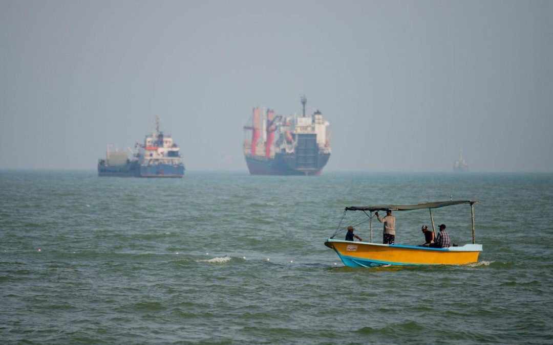 Iran, “tre nodi” bloccano l’accordo per la riapertura di Hormuz