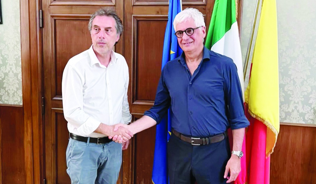 Il sindaco Nicola Fiorita e il commissario Daffinà