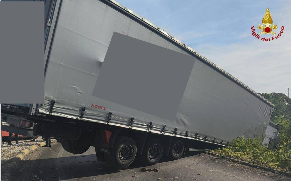 https://www.quotidianodelsud.it/wp-content/uploads/2026/08/incidente-bari.jpeg