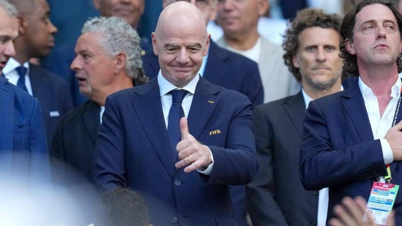 L’Argentina si schiera con Infantino: “Governance trasparente e rispetto delle procedure democratiche”