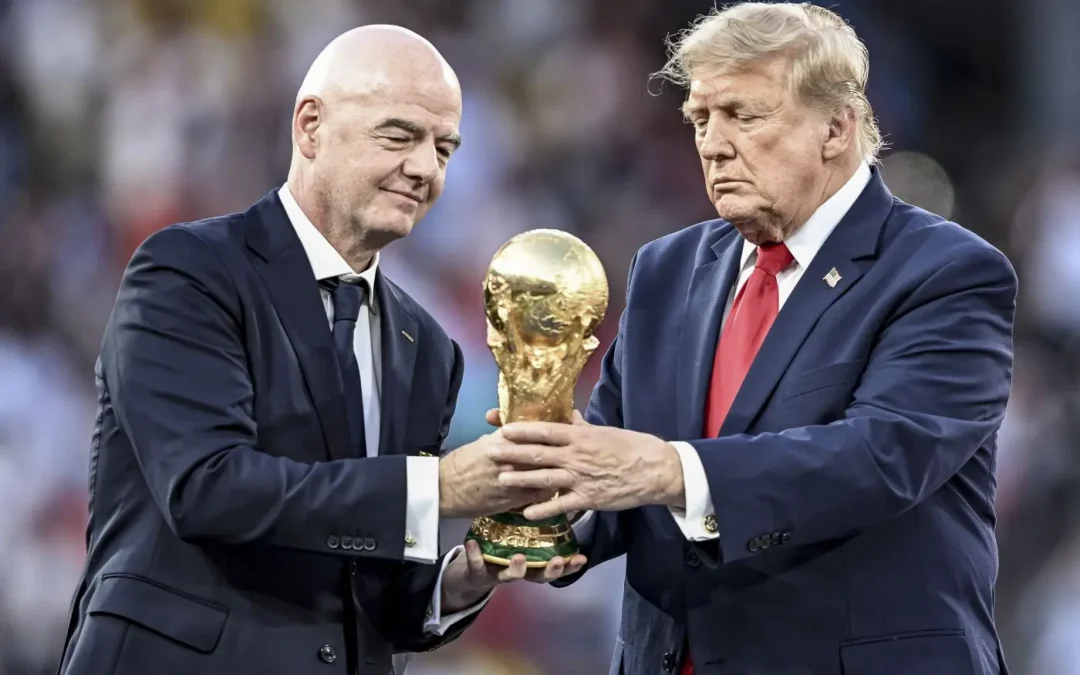 Trump “Sostituire Infantino come presidente della Fifa sarebbe un terribile errore”
