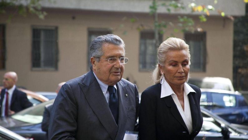 È morta Silvia Monti, l’ex attrice moglie di Carlo De Benedetti: aveva 80 anni