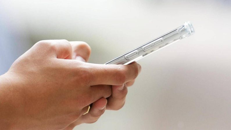 Tindereconomics, l’amore online è un affare miliardario ma la Gen Z si allontana