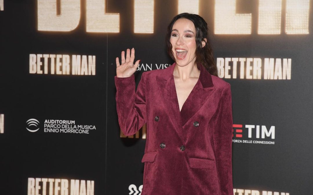 Aurora Ramazzotti cambia (di nuovo) casa a Milano: “Spese insostenibili”