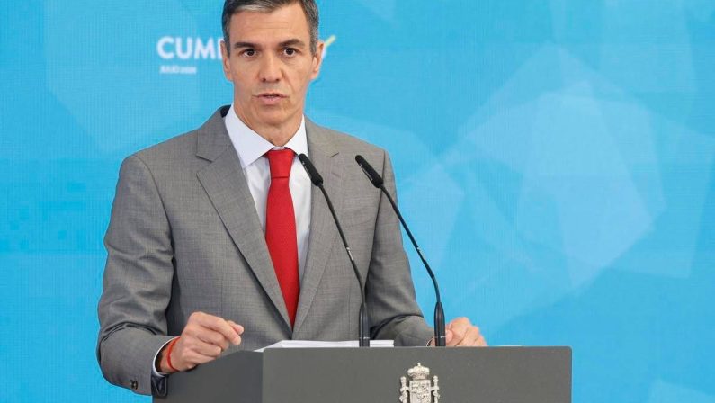 Ceuta, Spagna all’Italia: “Stop controlli entro domenica o adotteremo misure proporzionali”