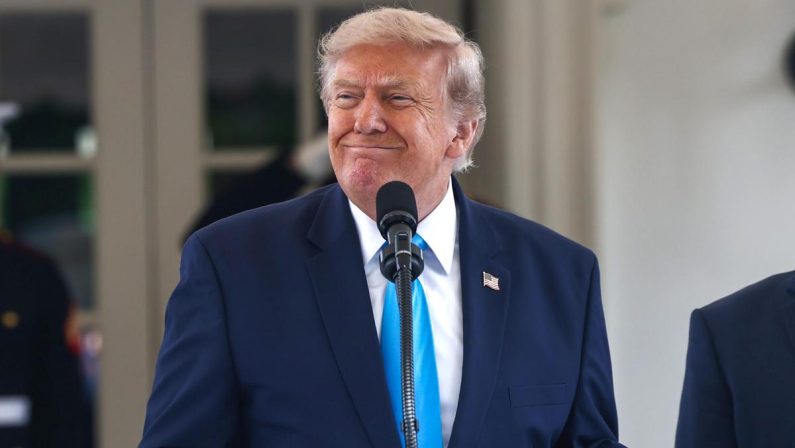 Trump, il Marocco gli dedica davvero un’autostrada: la conferma del re e la reazione del tycoon