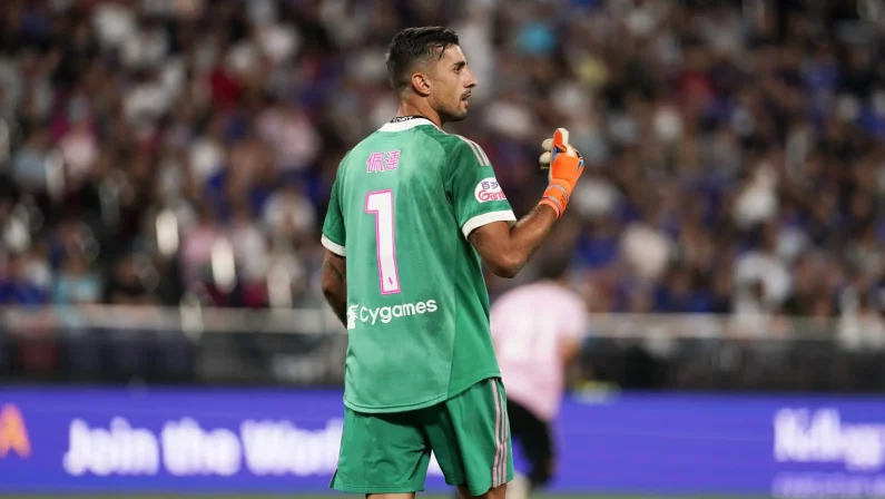 Palermo, adesso è ufficiale: Mattia Perin è un nuovo giocatore rosanero