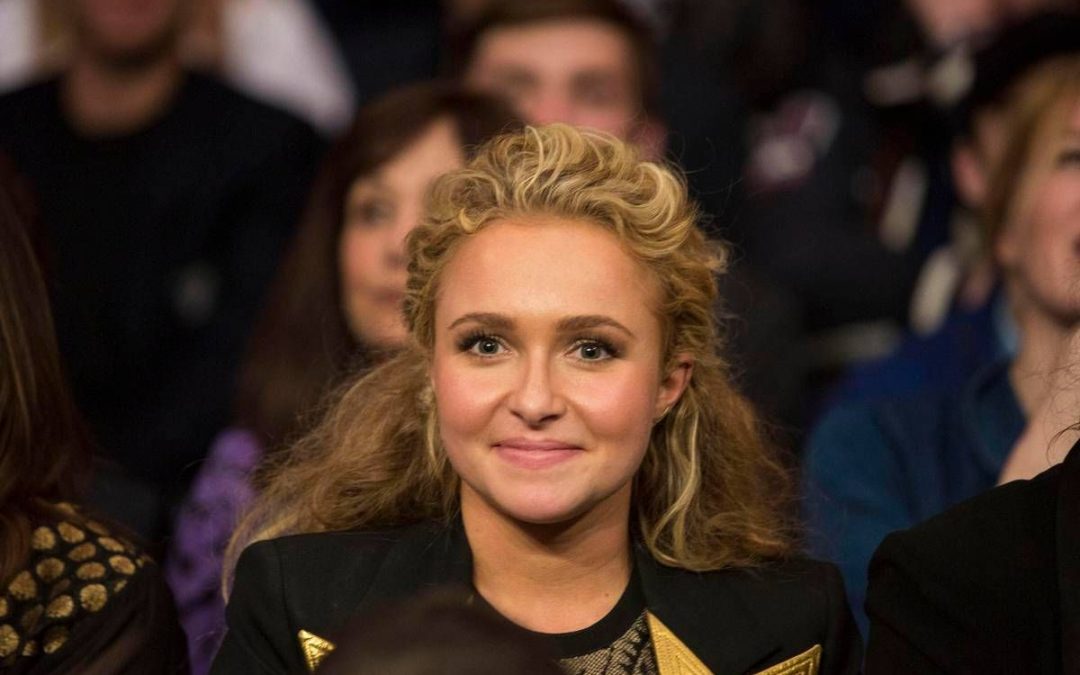 Hayden Panettiere, mistero sulle cause della morte: “Era partita col fidanzato”. In corso le indagini