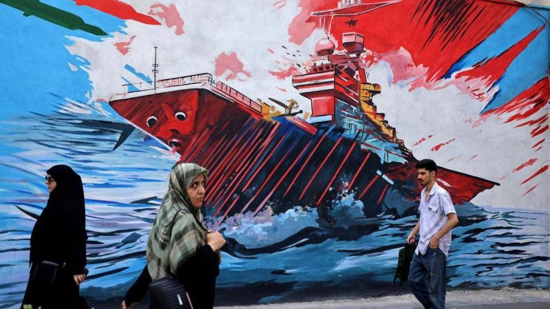 Iran, l’analisi da Teheran: “Colpire basi Usa in Italia può essere un’opzione”