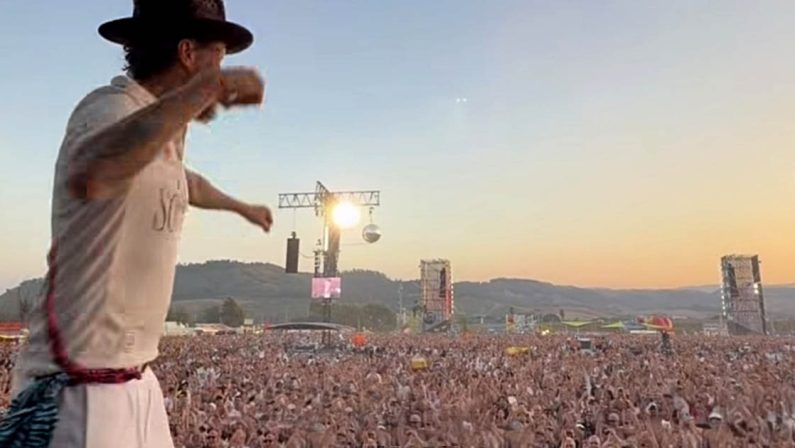 In 25mila al cospetto di Jovanotti, l’apoteosi della Calabria music arena