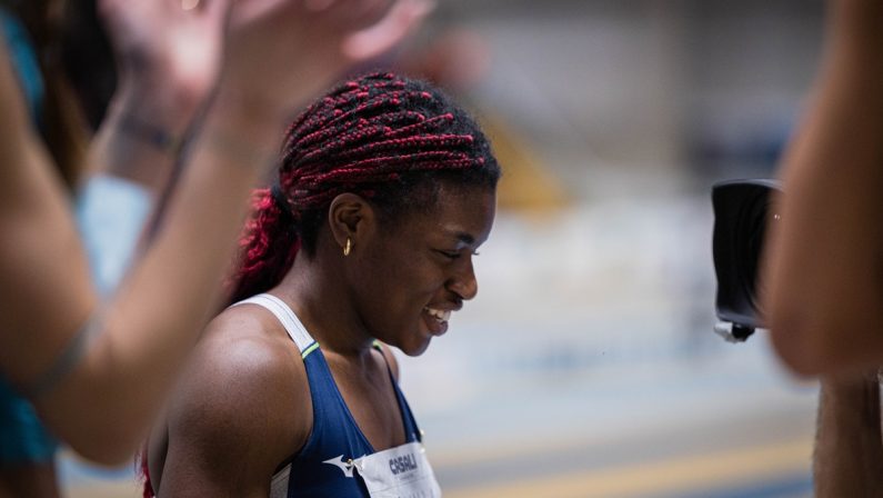 Impresa di Kelly Doualla: a 16 anni è bronzo sui 100 ai Mondiali U20