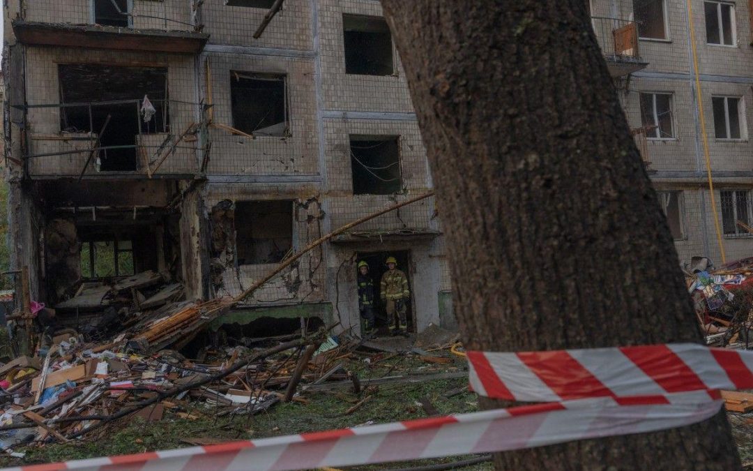 Ucraina, missili balistici russi su Kiev: 9 morti